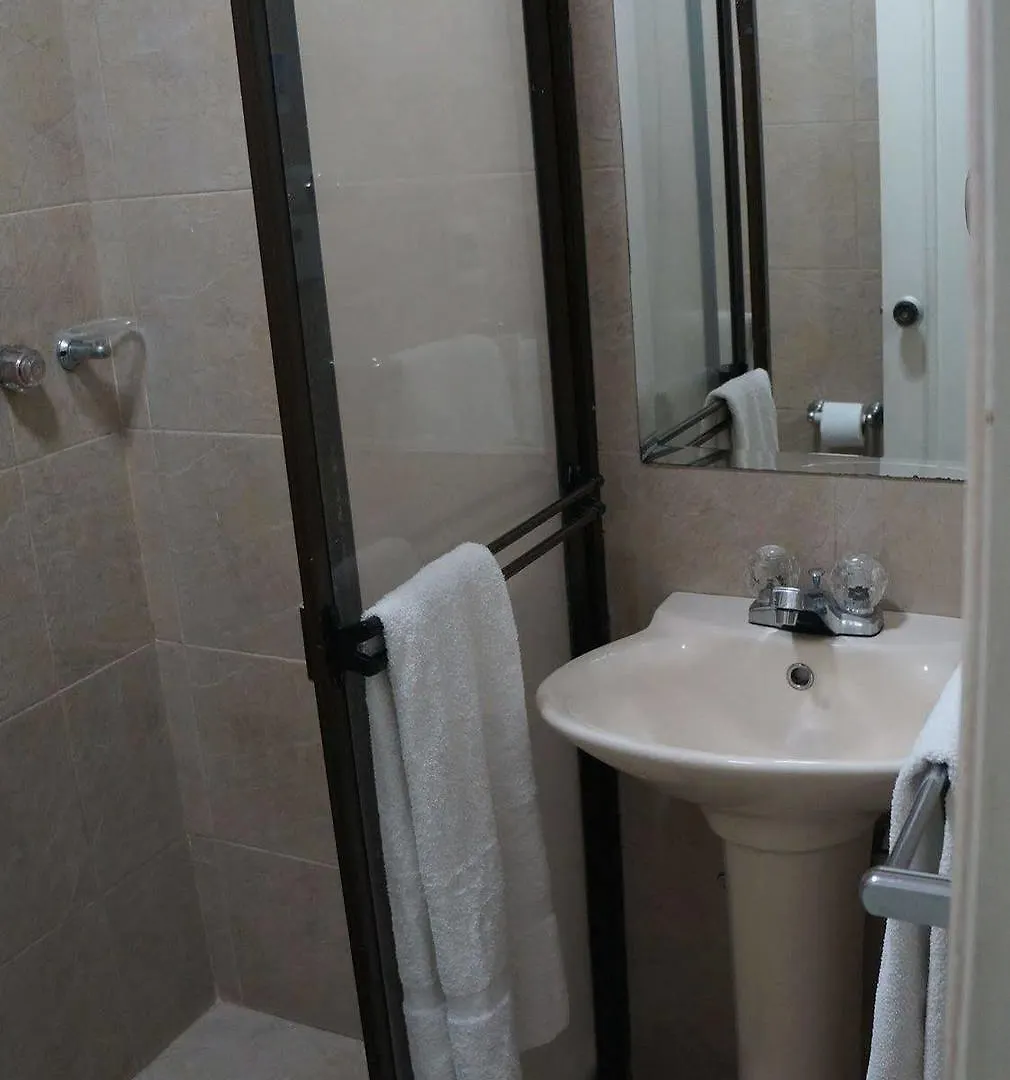 ***  Hotel Lukas Medellín Colombie